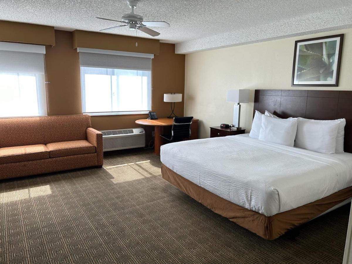 Hotel La Quinta By Wyndham Orlando South à Williamsburg Extérieur photo